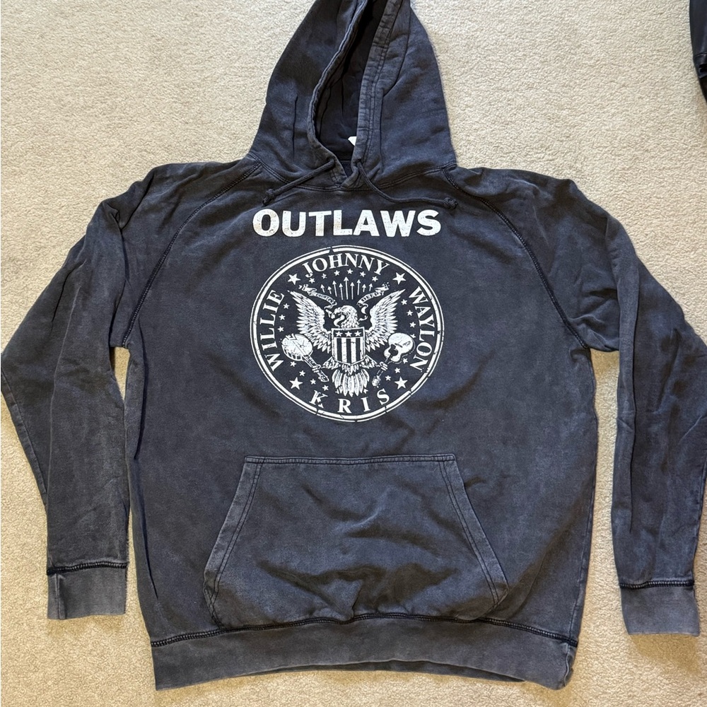Vintage Outlaws Graphic Hoodie - Black XL